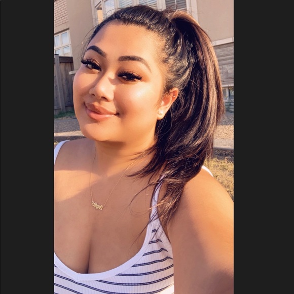 Meet your Posher, Angelica - Picture 1 of 1